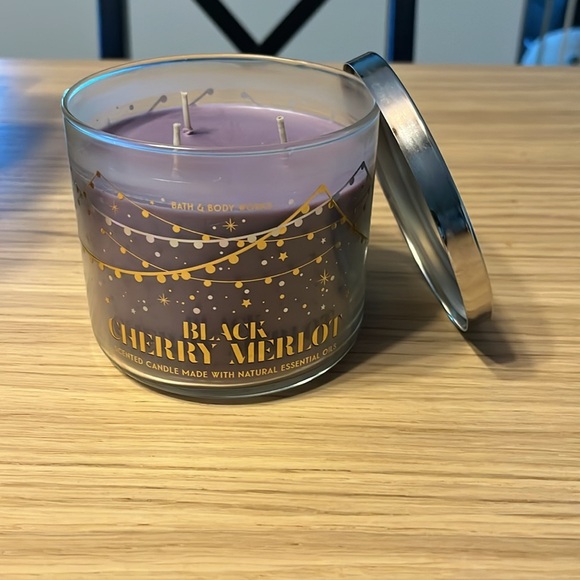 Bath & Body Works 3 Wick Candle. Black Cherry Merlot. - Picture 2 of 3